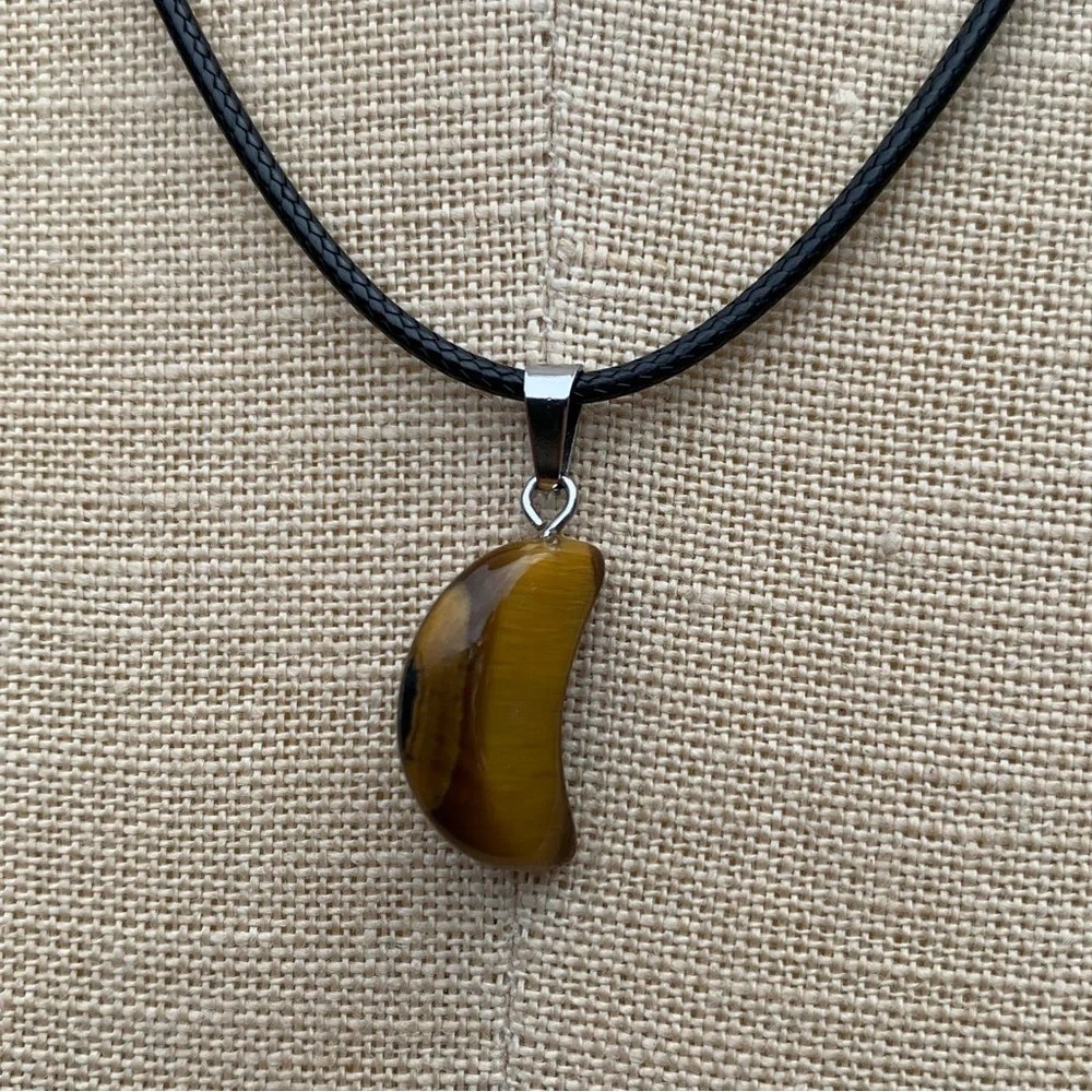 Handmade Genuine Tiger Eye Stone Mini Moon Amulet Necklace - Picture 3 of 12
